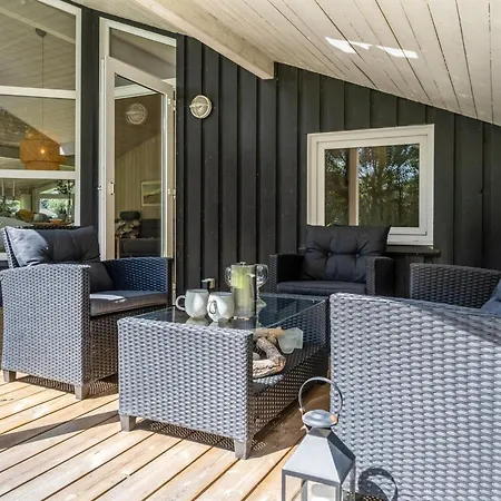 Vilmar - 1-2km From The Sea By Interhome